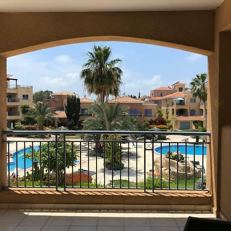 Limnaria Gardens - Modern 1 Bed, Walk To Beach & Shops Paphos ภายนอก รูปภาพ