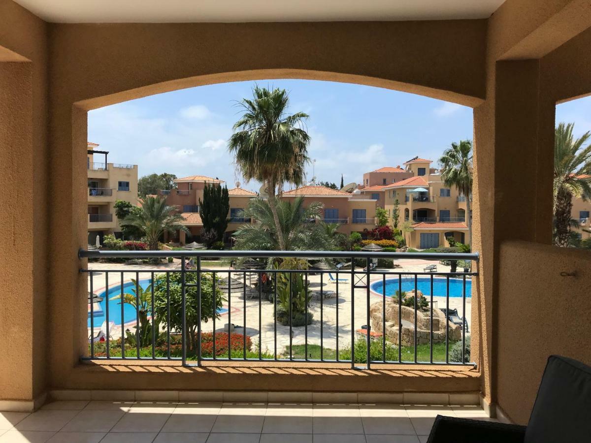 Limnaria Gardens - Modern 1 Bed, Walk To Beach & Shops Paphos ภายนอก รูปภาพ